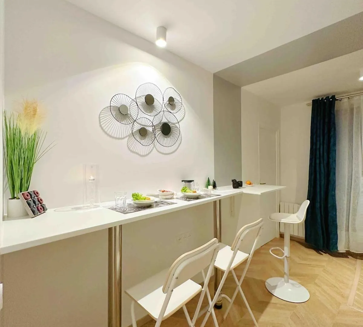 - Chic - Calm - Designed - Paris Central Apartment