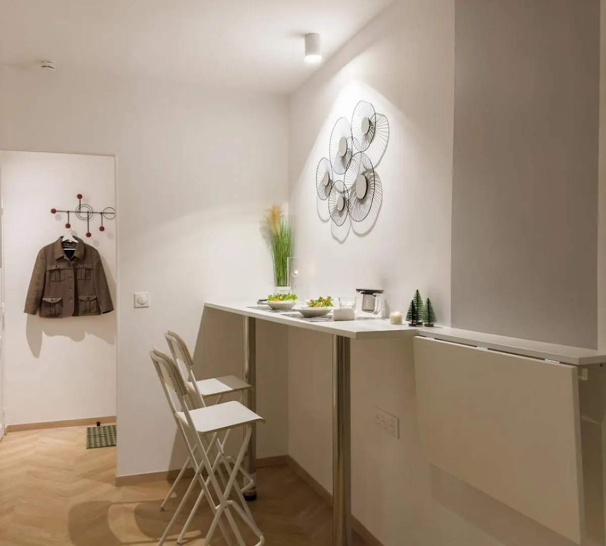 Apartment - Chic - Calm - Designed - Paris Central
